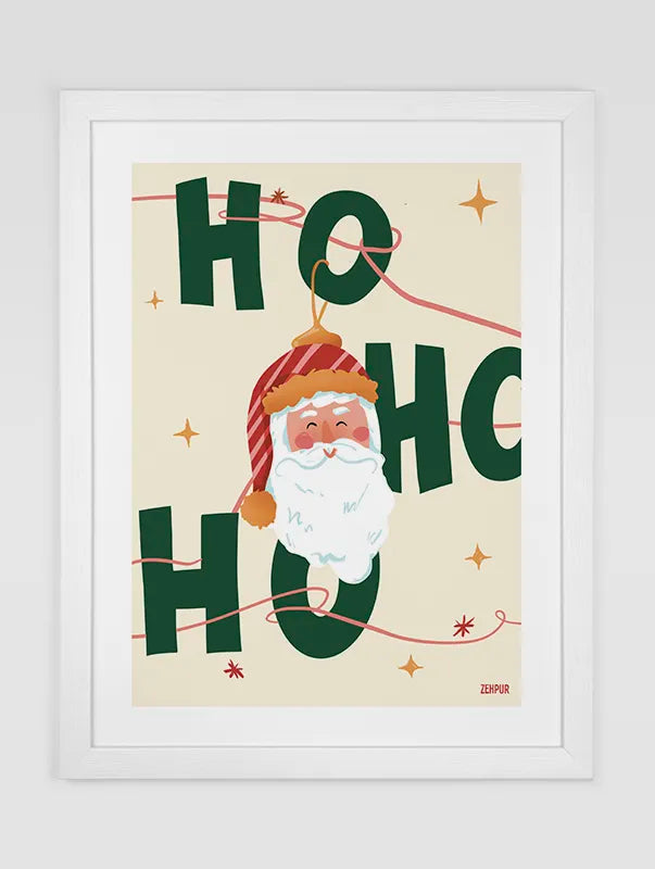 Affiche Père Noël avec un design joyeux, texte Ho Ho Ho en arrière-plan, sur fond beige avec étoiles dorées.